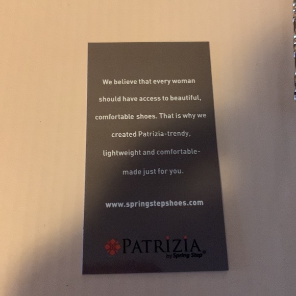 Super Cute Laced Ankle Boots - Picture 8 of 8